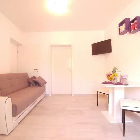 Ljubica * Kaštela