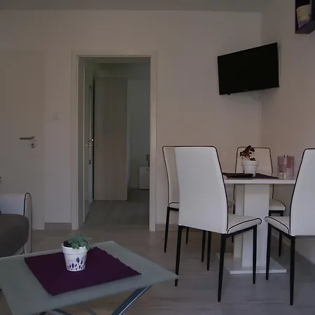 Ljubica * Kaštela